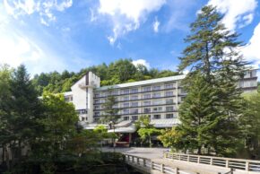 Tateshina_Grand_Hotel_Taki_Exterior_01_MV